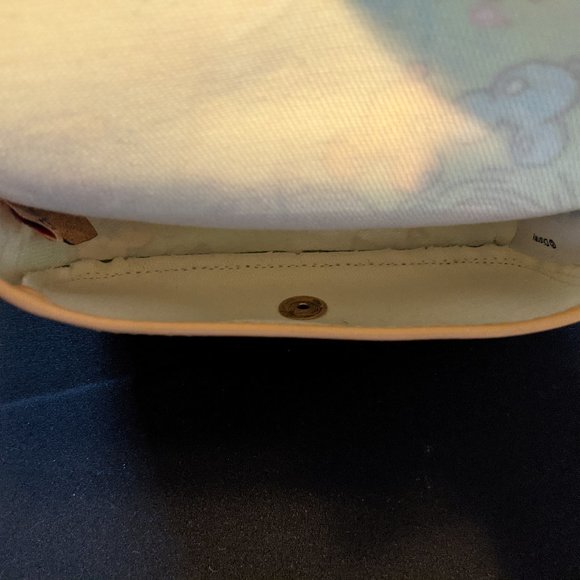 Disney Parks Dooney & Bourke Green Wristlet NWOT - Picture 6 of 9